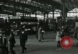 Standbild Britische Eisenbahnerstreik London England, 1919, aus Sekunde 19 historischem Filmmaterial Videoclip 65675026083