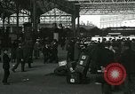 Standbild Britische Eisenbahnerstreik London England, 1919, aus Sekunde 25 historischem Filmmaterial Videoclip 65675026083