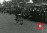 Standbild Britische Eisenbahnerstreik London England, 1919, aus Sekunde 39 historischem Filmmaterial Videoclip 65675026083