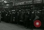 Standbild Britische Eisenbahnerstreik London England, 1919, aus Sekunde 43 historischem Filmmaterial Videoclip 65675026083
