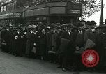 Standbild Britische Eisenbahnerstreik London England, 1919, aus Sekunde 47 historischem Filmmaterial Videoclip 65675026083
