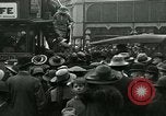 Standbild Britische Eisenbahnerstreik London England, 1919, aus Sekunde 60 historischem Filmmaterial Videoclip 65675026083