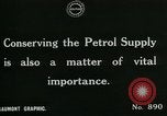 Image Hyde Park sert de centre de distribution de lait en temps de guerre Londres Angleterre, 1915, de la seconde 60 séquences d'archives historiques vidéo 65675026084
