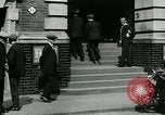 Standbild Notice Board Vereinigtes Königreich, 1914, aus Sekunde 22 historischem Filmmaterial Videoclip 65675026086