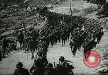Standbild italienische Truppen in Ersten Weltkrieg Italien, 1917, aus Sekunde 41 historischem Filmmaterial Videoclip 65675026087
