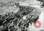 Standbild italienische Truppen in Ersten Weltkrieg Italien, 1917, aus Sekunde 59 historischem Filmmaterial Videoclip 65675026087