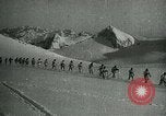 Standbild der Italienischen Armee Operationen Winter in den Bergen Italien, 1917, aus Sekunde 28 historischem Filmmaterial Videoclip 65675026088