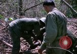 Standbild operation Cedar Falls Vietnam, 1967, aus Sekunde 61 historischem Filmmaterial Videoclip 65675026109