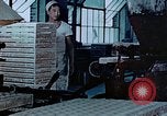 Standbild Verlagerung der Beschäftigung United States USA, 1943, aus Sekunde 7 historischem Filmmaterial Videoclip 65675026114
