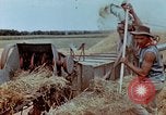 Standbild Verlagerung der Beschäftigung United States USA, 1943, aus Sekunde 21 historischem Filmmaterial Videoclip 65675026114