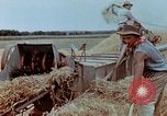 Standbild Verlagerung der Beschäftigung United States USA, 1943, aus Sekunde 22 historischem Filmmaterial Videoclip 65675026114