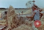 Standbild Verlagerung der Beschäftigung United States USA, 1943, aus Sekunde 24 historischem Filmmaterial Videoclip 65675026114