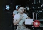 Standbild Verlagerung der Beschäftigung United States USA, 1943, aus Sekunde 55 historischem Filmmaterial Videoclip 65675026114