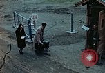 Standbild Verlagerung der Beschäftigung United States USA, 1943, aus Sekunde 16 historischem Filmmaterial Videoclip 65675026115