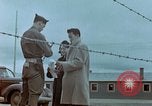 Standbild Verlagerung der Beschäftigung United States USA, 1943, aus Sekunde 23 historischem Filmmaterial Videoclip 65675026115