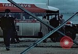 Standbild Verlagerung der Beschäftigung United States USA, 1943, aus Sekunde 35 historischem Filmmaterial Videoclip 65675026115