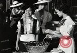 Standbild Japanischer Lebensstil auf Hawaii 1941 Hawaii USA, 1942, aus Sekunde 55 historischem Filmmaterial Videoclip 65675026117