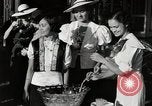 Standbild Japanischer Lebensstil auf Hawaii 1941 Hawaii USA, 1942, aus Sekunde 58 historischem Filmmaterial Videoclip 65675026117