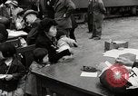 Immagine di Campo di internamento nippo-americano di Santa Anita California United States USA, 1942, secondo 55 filmato di repertorio 65675026122