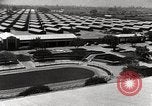 Standbild Kriegsverlegung des Santa Anita Assembly Center California United States USA, 1942, aus Sekunde 47 historischem Filmmaterial Videoclip 65675026123