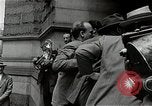Standbild Alien Deportation Hearings USA 1942 United States USA, 1942, aus Sekunde 16 historischem Filmmaterial Videoclip 65675026124