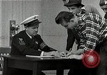 Immagine di Arruolarsi in marina San Francisco California USA, 1942, secondo 7 filmato di repertorio 65675026127