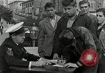 Immagine di Arruolarsi in marina San Francisco California USA, 1942, secondo 21 filmato di repertorio 65675026127