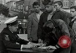 Immagine di Arruolarsi in marina San Francisco California USA, 1942, secondo 26 filmato di repertorio 65675026127