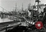 Image Fishermen's dock San Francisco California USA, 1942, de la seconde 14 séquences d'archives historiques vidéo 65675026128