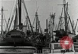Image Fishermen's dock San Francisco California USA, 1942, de la seconde 30 séquences d'archives historiques vidéo 65675026128