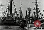 Image Fishermen's dock San Francisco California USA, 1942, de la seconde 32 séquences d'archives historiques vidéo 65675026128