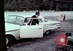 Immagine di Nascosto armi da fuoco illegali e laboratorio presso l' Ufficio di presidenza di alcool e T United States USA, 1961, secondo 21 filmato di repertorio 65675026150