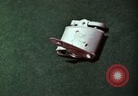 Immagine di Nascosto armi da fuoco illegali e laboratorio presso l' Ufficio di presidenza di alcool e T United States USA, 1961, secondo 62 filmato di repertorio 65675026150
