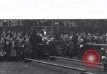 Image la distribution alimentaire Allemagne, 1921, de la seconde 1 séquences d'archives historiques vidéo 65675026154
