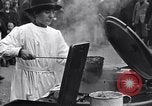 Image la distribution alimentaire Allemagne, 1921, de la seconde 51 séquences d'archives historiques vidéo 65675026154