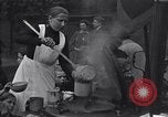 Image la distribution alimentaire Allemagne, 1921, de la seconde 7 séquences d'archives historiques vidéo 65675026155