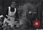 Image la distribution alimentaire Allemagne, 1921, de la seconde 20 séquences d'archives historiques vidéo 65675026155