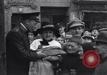 Image la distribution alimentaire Allemagne, 1921, de la seconde 26 séquences d'archives historiques vidéo 65675026155