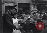 Image la distribution alimentaire Allemagne, 1921, de la seconde 28 séquences d'archives historiques vidéo 65675026155