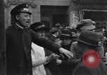Image la distribution alimentaire Allemagne, 1921, de la seconde 44 séquences d'archives historiques vidéo 65675026155