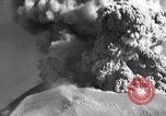 Standbild Vesuv Neapel Italien, 1944, aus Sekunde 25 historischem Filmmaterial Videoclip 65675026156