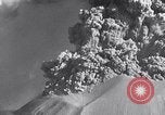 Standbild Vesuv Neapel Italien, 1944, aus Sekunde 37 historischem Filmmaterial Videoclip 65675026156