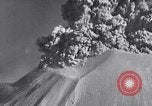 Standbild Vesuv Neapel Italien, 1944, aus Sekunde 38 historischem Filmmaterial Videoclip 65675026156