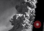 Standbild Vesuv Neapel Italien, 1944, aus Sekunde 51 historischem Filmmaterial Videoclip 65675026156