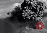 Standbild Vesuv Neapel Italien, 1944, aus Sekunde 5 historischem Filmmaterial Videoclip 65675026157