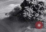 Standbild Vesuv Neapel Italien, 1944, aus Sekunde 10 historischem Filmmaterial Videoclip 65675026157