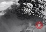 Standbild Vesuv Neapel Italien, 1944, aus Sekunde 17 historischem Filmmaterial Videoclip 65675026157