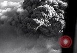 Standbild Vesuv Neapel Italien, 1944, aus Sekunde 31 historischem Filmmaterial Videoclip 65675026157
