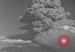 Standbild Vesuv Neapel Italien, 1944, aus Sekunde 5 historischem Filmmaterial Videoclip 65675026164