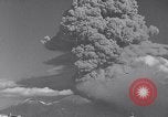 Standbild Vesuv Neapel Italien, 1944, aus Sekunde 7 historischem Filmmaterial Videoclip 65675026164
